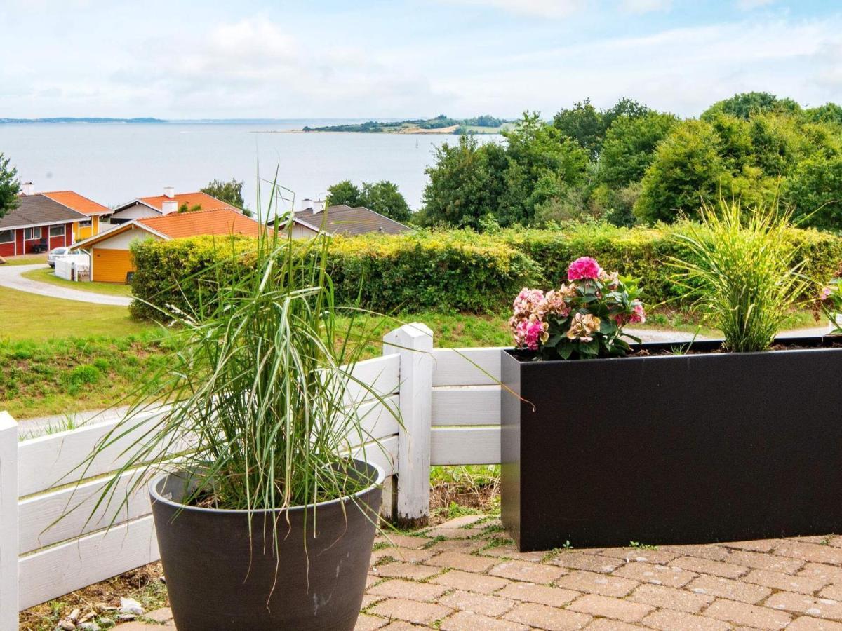 6 person holiday home in Aabenraa Buitenkant foto